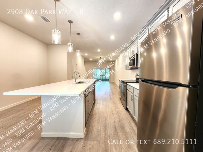 Photo - 2908 Oak Park Way