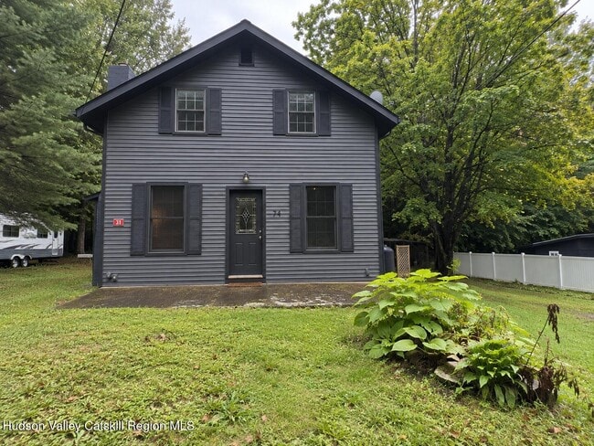Building Photo - 28 Sutton Hollow Rd