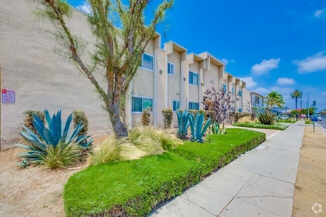 Exterior - 6113 8th Ave Rental