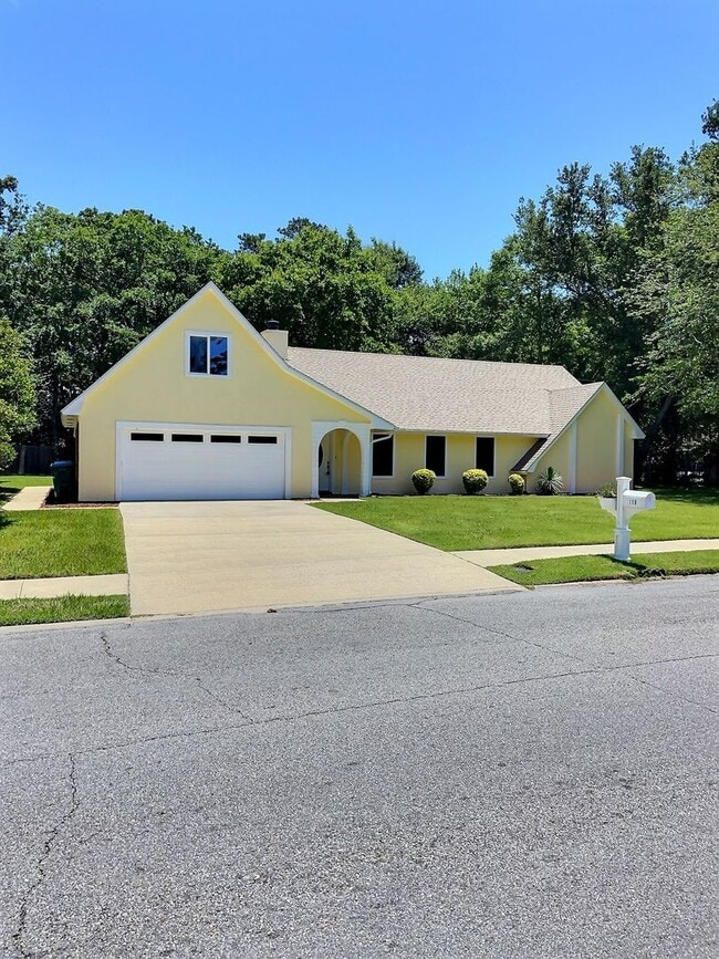 118 Linnet Dr
