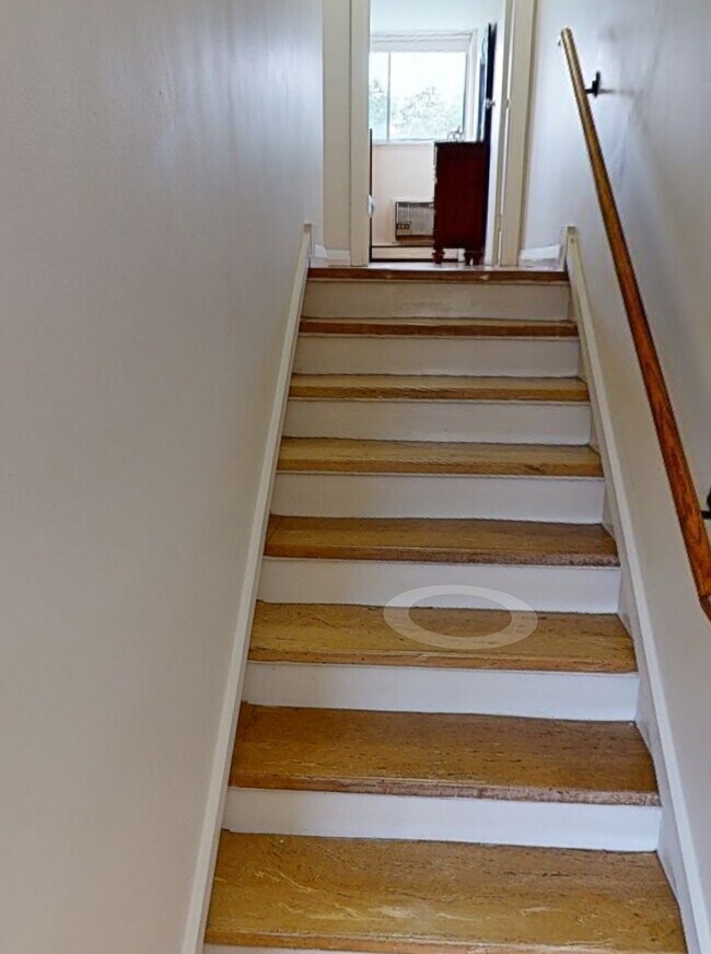 Photo - 133 Chiswick Rd Unidad 504