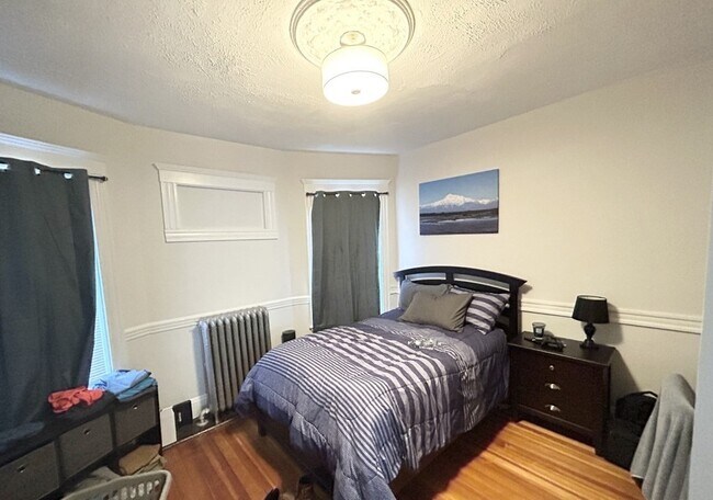 151 E Cottage St Unit 3