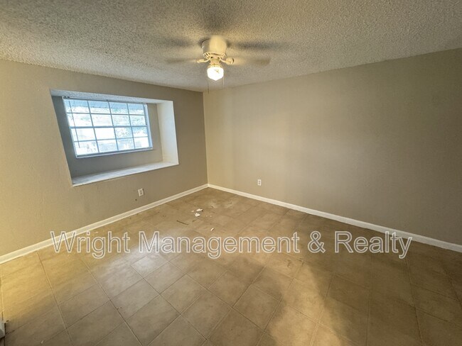 Photo - 8508 Pinehurst Dr