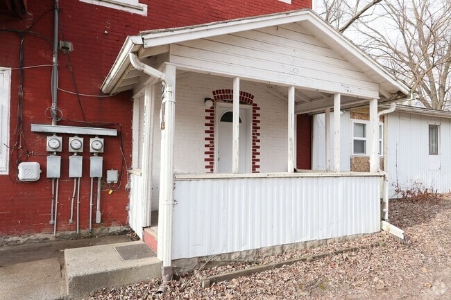 Building Photo - 1403-2 E Lincoln Unit 1403-2 E Lincoln Rental