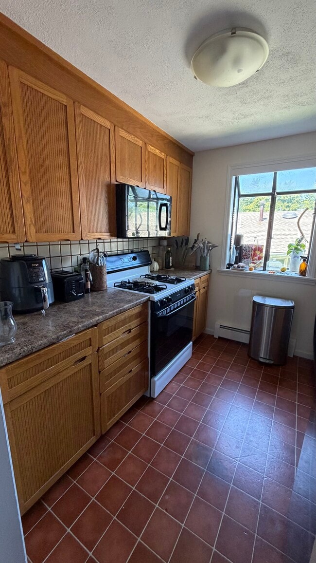Photo - 106 Green St