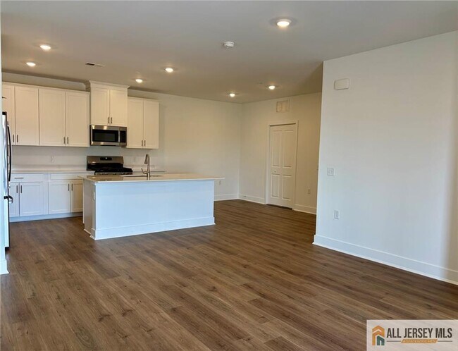2201 Jacob Francis Wy
