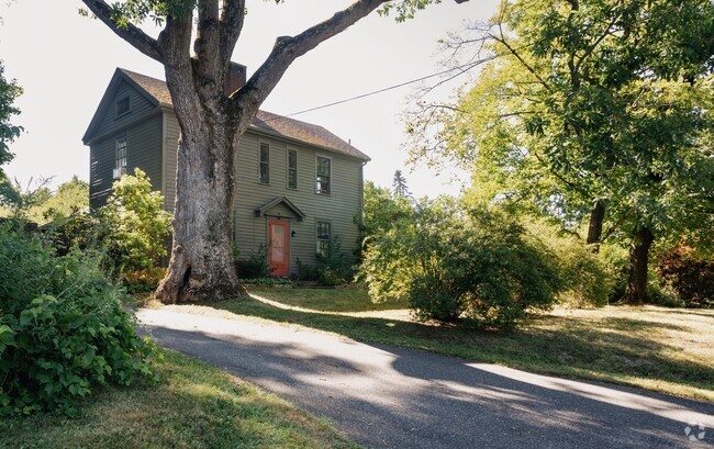 Building Photo - 30 Indian Mountain Rd Rental