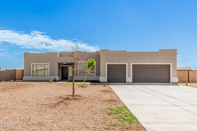 Building Photo - 24431 W Horned Owl Trail Rental