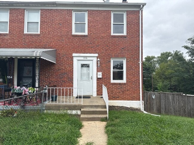 Building Photo - 556 Chalcot Square Rental