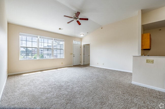 Charleston Pines Apartment Homes