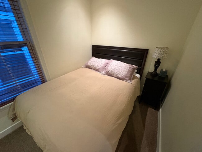 Photo - 3238 N Hoyne Ave Unidad 2