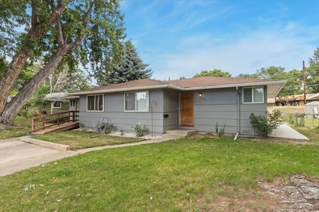 Building Photo - 1119 Winona Dr Rental