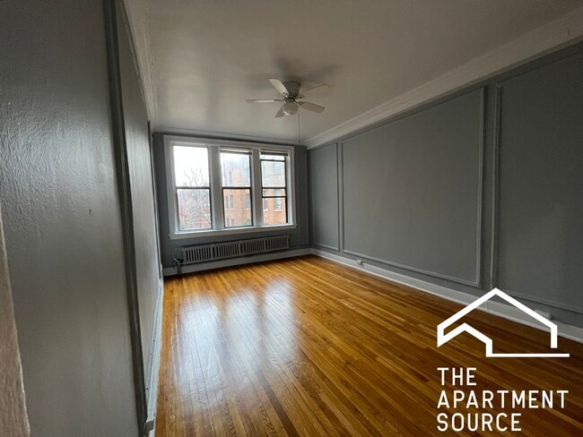 Photo - 1367 W Estes Ave Unit 1M