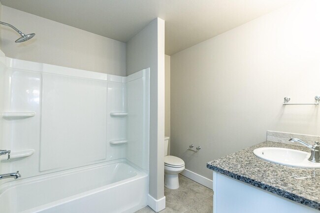 Photo - 13605 Avenue R