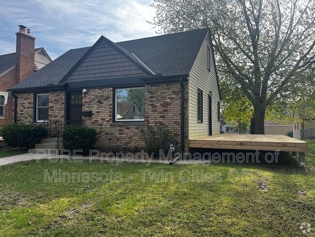 Building Photo - 3135 Hayes St NE Rental