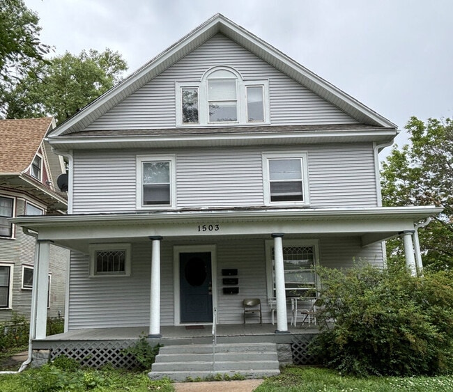 Building Photo - 1503 S 22nd St Unit #3 Rental