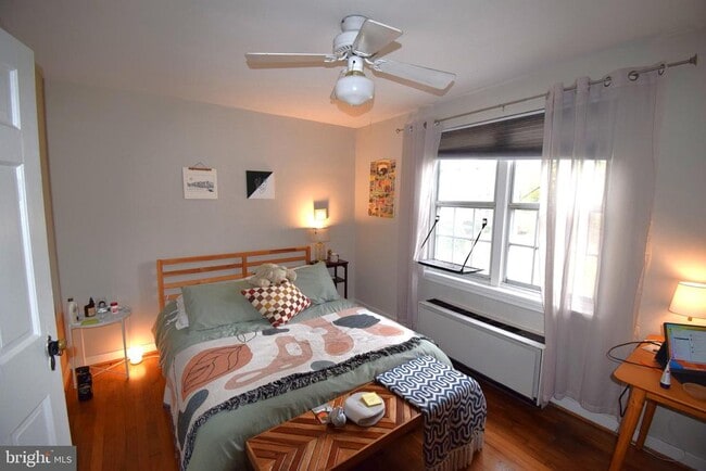 Photo - 115 E Glebe Rd Unit E