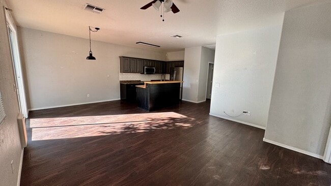 Photo - 1221 E Chambers St