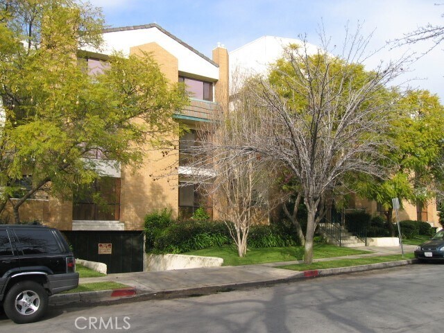 Building Photo - 413 Hawthorne St Unit 102 Rental