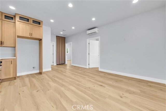 Photo - 114 N Cornell Ave