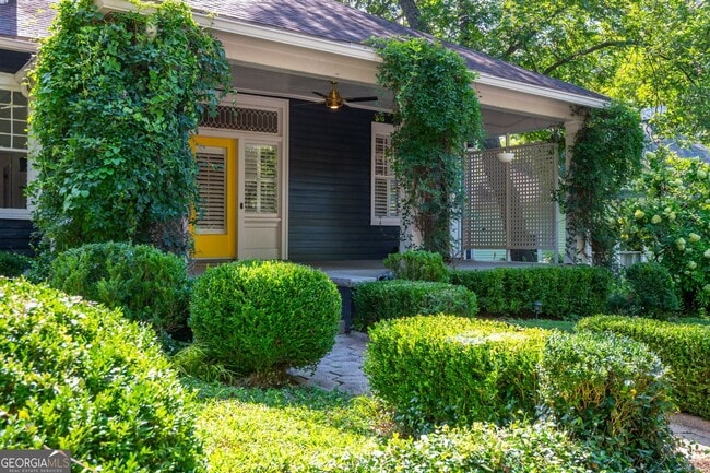 Photo - 242 Haralson Ave NE