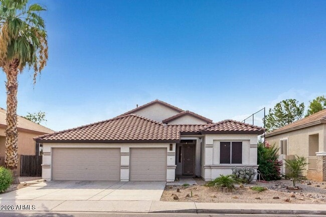 Building Photo - 1004 S Parkcrest St