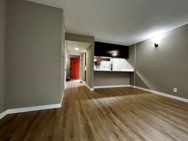 Building Photo - 344 S Arroyo Dr