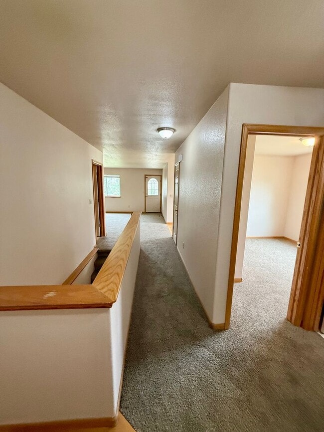 Photo - Ranch Style Home Located on Dead-End Street, Easy Access to I-25