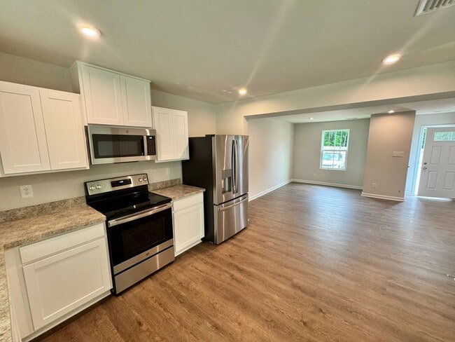 Photo - 5337 Canterbury Rdg Ct