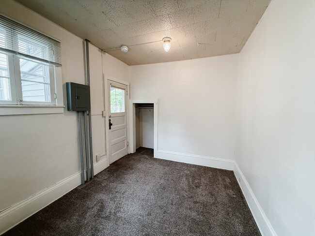 Photo - 1012 1st Ave Unit 4