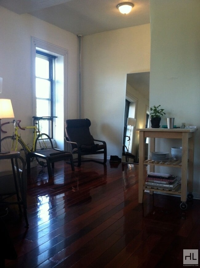 Photo - GREENE AVENUE / Bed-Stuy Studio Unit 4