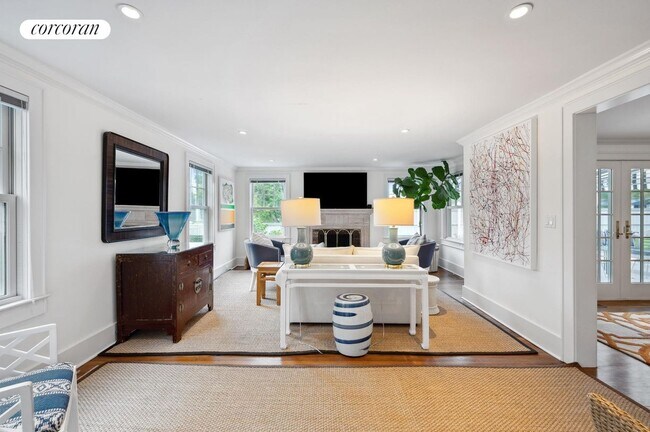 Photo - 25 Halsey St