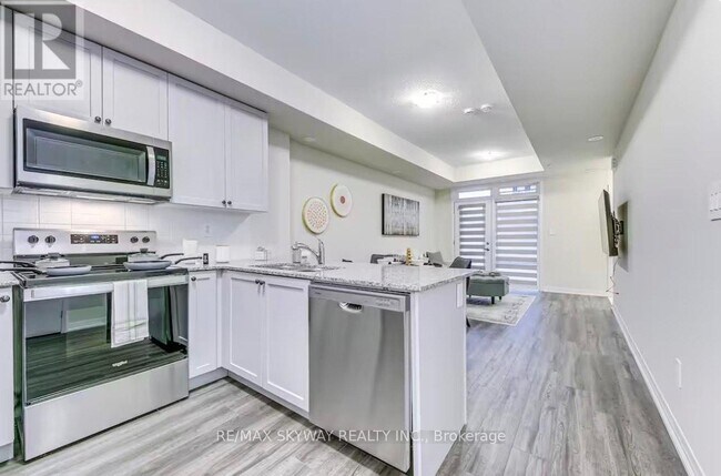 Photo - 1593 Rose Way