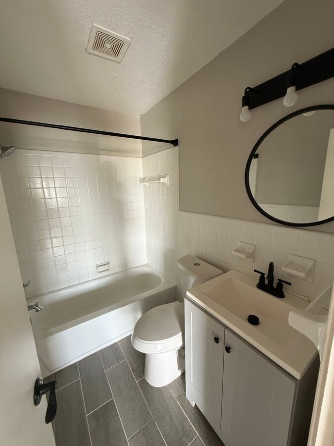 Photo - Capri Apartments Unit 12