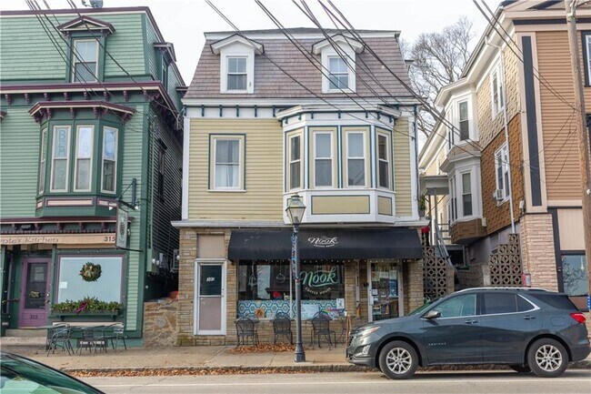 Photo - 309 Main St Unit 2