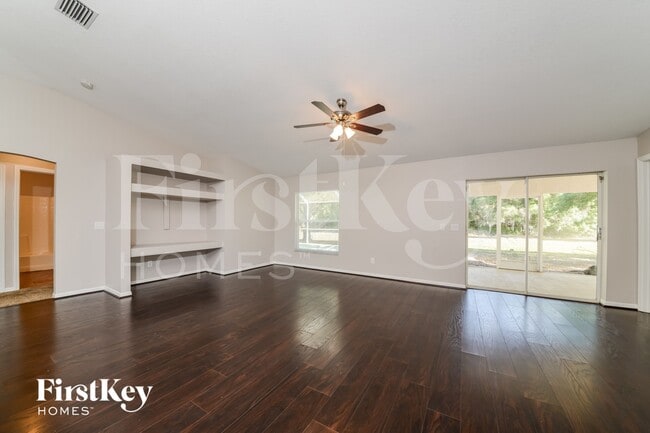 Photo - 3596 Monfero Ave