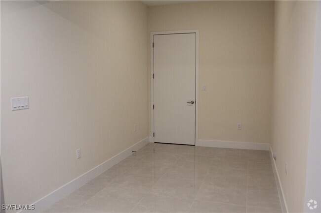 Building Photo - 26600 Rosewood Pointe Dr Unit 106 Rental