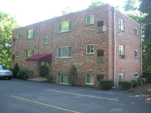 Building Photo - va