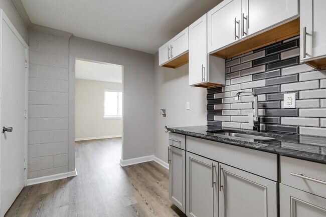 Building Photo - 1909 Whitcomb St Unit 4 Rental