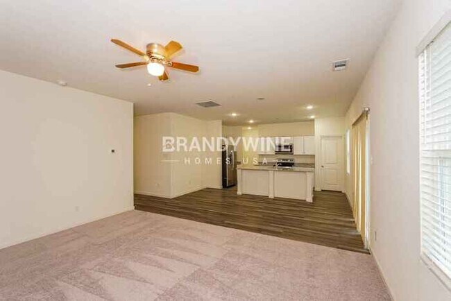 Photo - 2556 Sanders Crk Rd