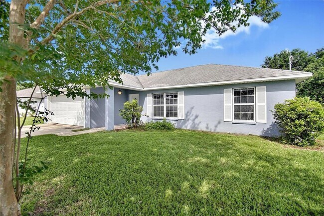 Photo - 9 Lytton Ln
