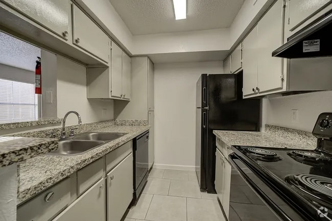 Building Photo - Step Into Style – Upscale Living Starts Now! Unit AFS Rental