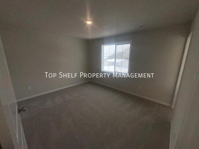 Photo - 193 NE 56th St