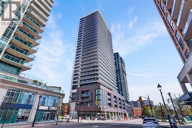 Photo - 2075 Lakeshore Rd. Unit 1008