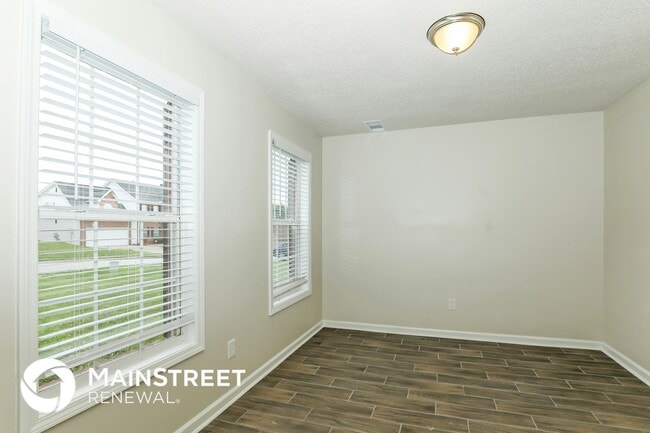 Photo - 1135 Misty Meadows Way
