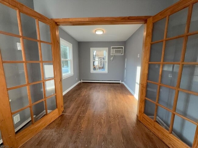 Photo - 247 Claremont Ave