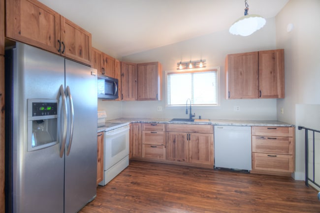 Photo - 6475 Pawnee Cir