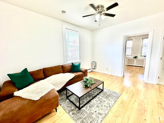 Building Photo - 247 Clendenny Ave Unit 2 Rental