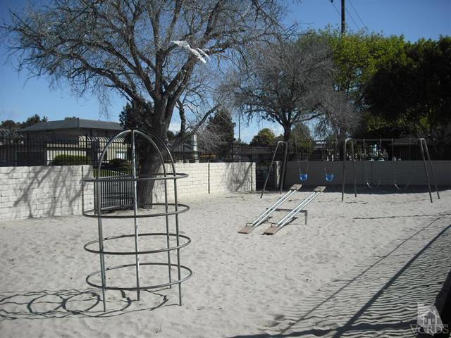 Photo - 766 W Hemlock St