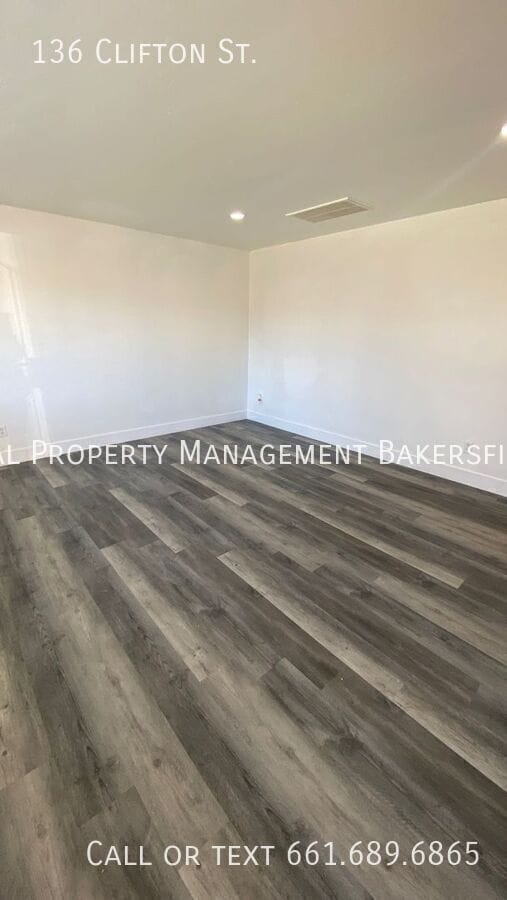 Photo - 136 Clifton St